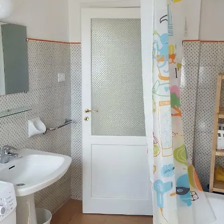Casa vacanze Villino Piera, 250 M Dal Mare