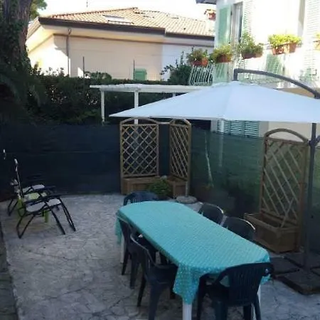 Villino Piera, 250 M Dal Mare *