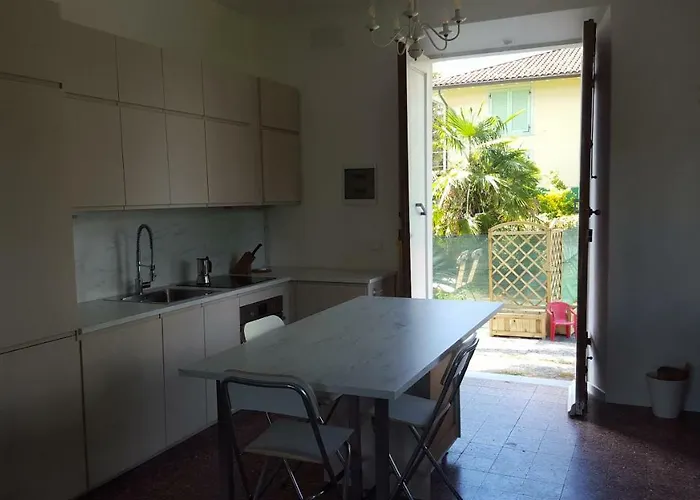 Holiday home Villino Piera, 250 M Dal Mare